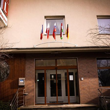 Uherské Hradiště Hotel Morava المظهر الخارجي الصورة